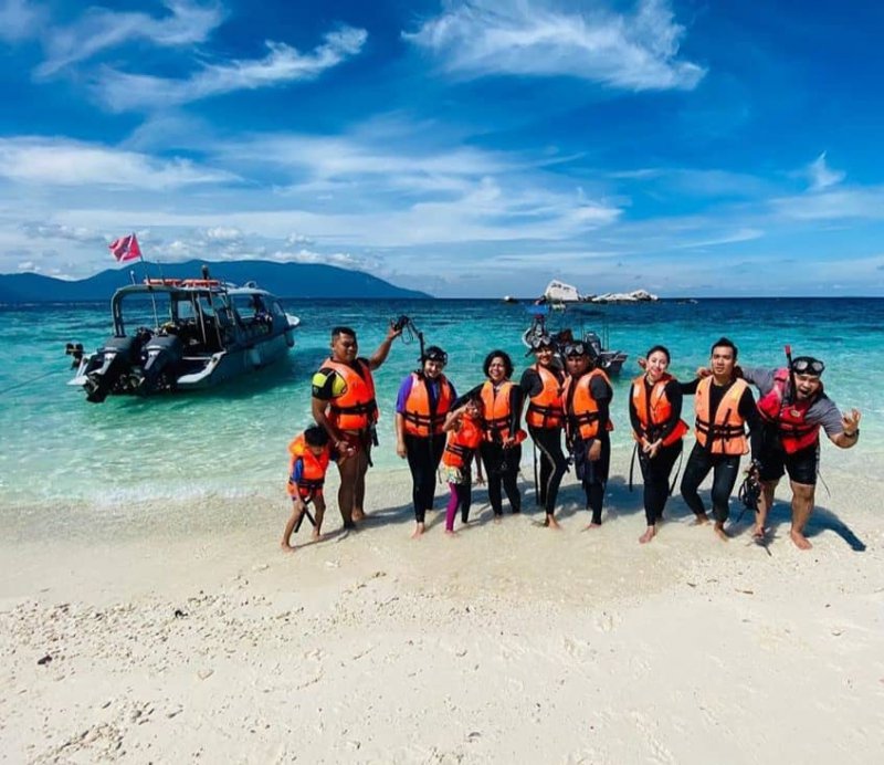 snorkeling