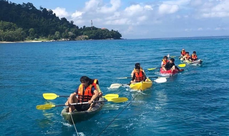 snorkeling